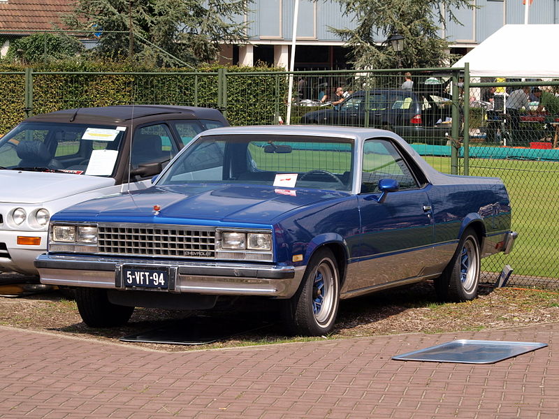 800px-1982_Chevrolet_El_Camino%2C_Dutch_licence_registration_5-VFT-94.JPG