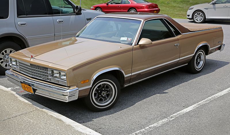 800px-1987_GMC_Caballero_Amarillo%2C_front_left.jpg