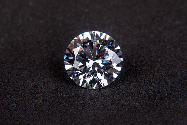 Jewel-Cubic-Zirconia-Shiny-Luxury-Gem-Diamond-123338.png